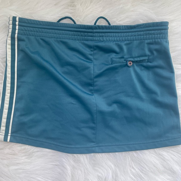 Abercrombie & Fitch Vintage Mini Sport Skirt w/ Logo - Picture 4 of 9